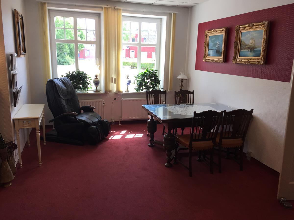 Hotel Klover Es Hellevad Eksteriør bilde